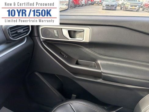 Used 2020 Ford Explorer XLT w/ Equipment Group 202A image 25