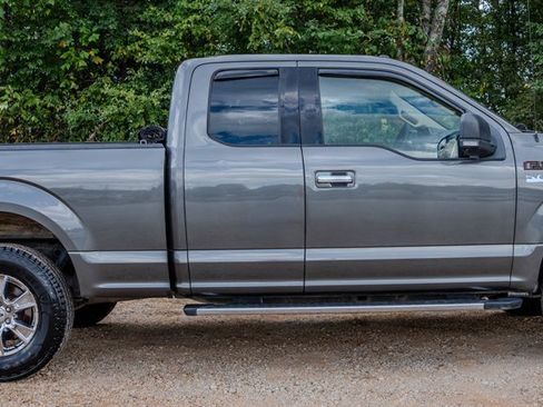 Used 2016 Ford F150 XLT w/ Equipment Group 302A Luxury AWD/4WD image 6