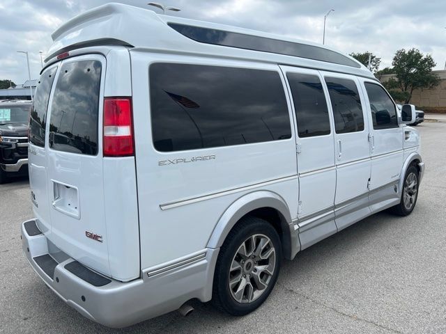Used 2022 GMC Savana 2500 w/ Enhanced Convenience Package RWD image 3