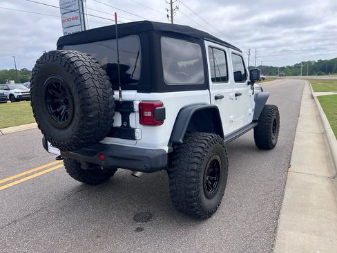 Used 2021 Jeep Wrangler Unlimited Rubicon AWD/4WD image 7