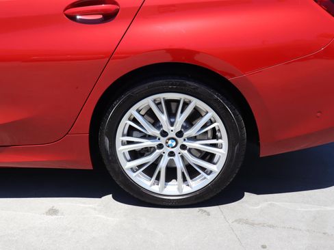 Used 2024 BMW 330i xDrive Sedan image 9