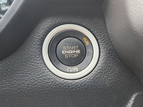 Used 2020 RAM 1500 Laramie w/ Sport Appearance Package image 12