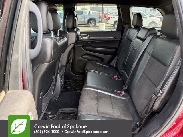 Used 2019 Jeep Grand Cherokee Altitude AWD/4WD image 11