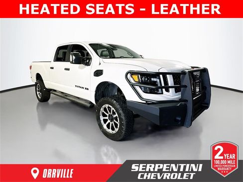 Used 2018 Nissan Titan SL w/ Midnight Edition image 1