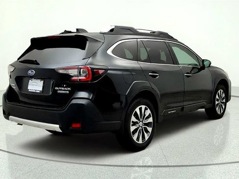 Used 2024 Subaru Outback Touring AWD/4WD image 5