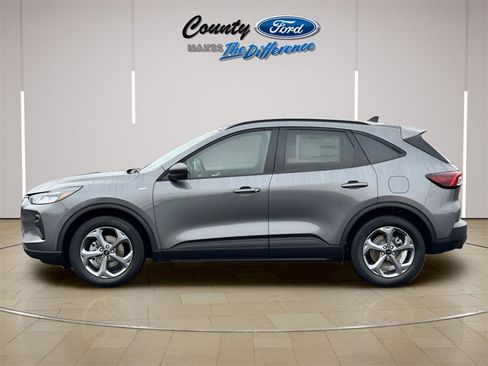 New 2025 Ford Escape ST-Line w/ Tech Pack #1 image 3