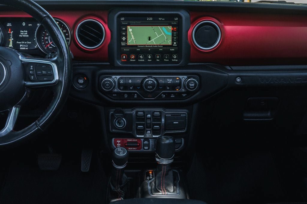 Used 2021 Jeep Wrangler Unlimited Rubicon AWD/4WD image 18