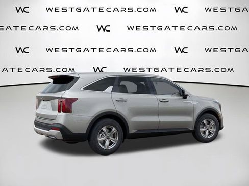 New 2026 Kia Sorento LX FWD image 8