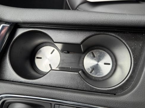 New 2025 Cadillac XT5 Luxury image 33