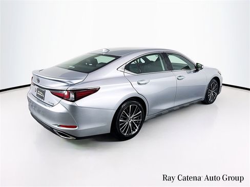 Certified 2025 Lexus ES 350 w/ Premium Package image 7