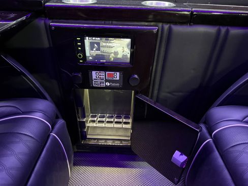 Used 2022 Mercedes-Benz Sprinter 3500 image 66