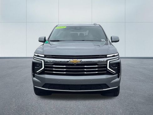 Used 2025 Chevrolet Tahoe LT AWD/4WD image 2