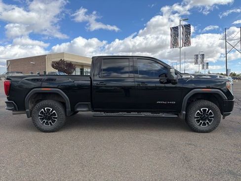 Used 2020 GMC Sierra 2500 AT4 w/ Technology Package image 2