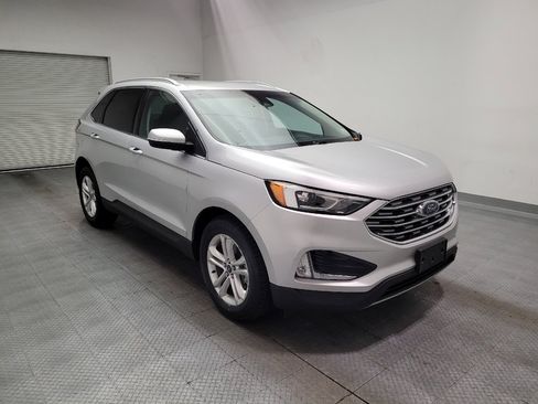 Used 2019 Ford Edge SEL FWD image 13