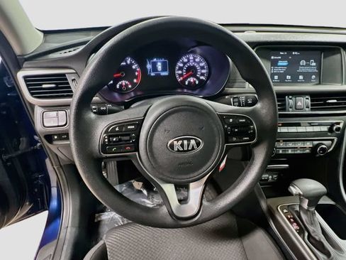 Used 2018 Kia Optima LX FWD image 11