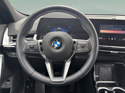 Used 2025 BMW X2 xDrive28i image 10