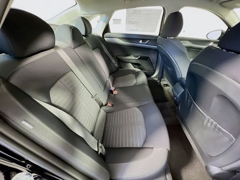 New 2026 Kia K5 LXS FWD image 21