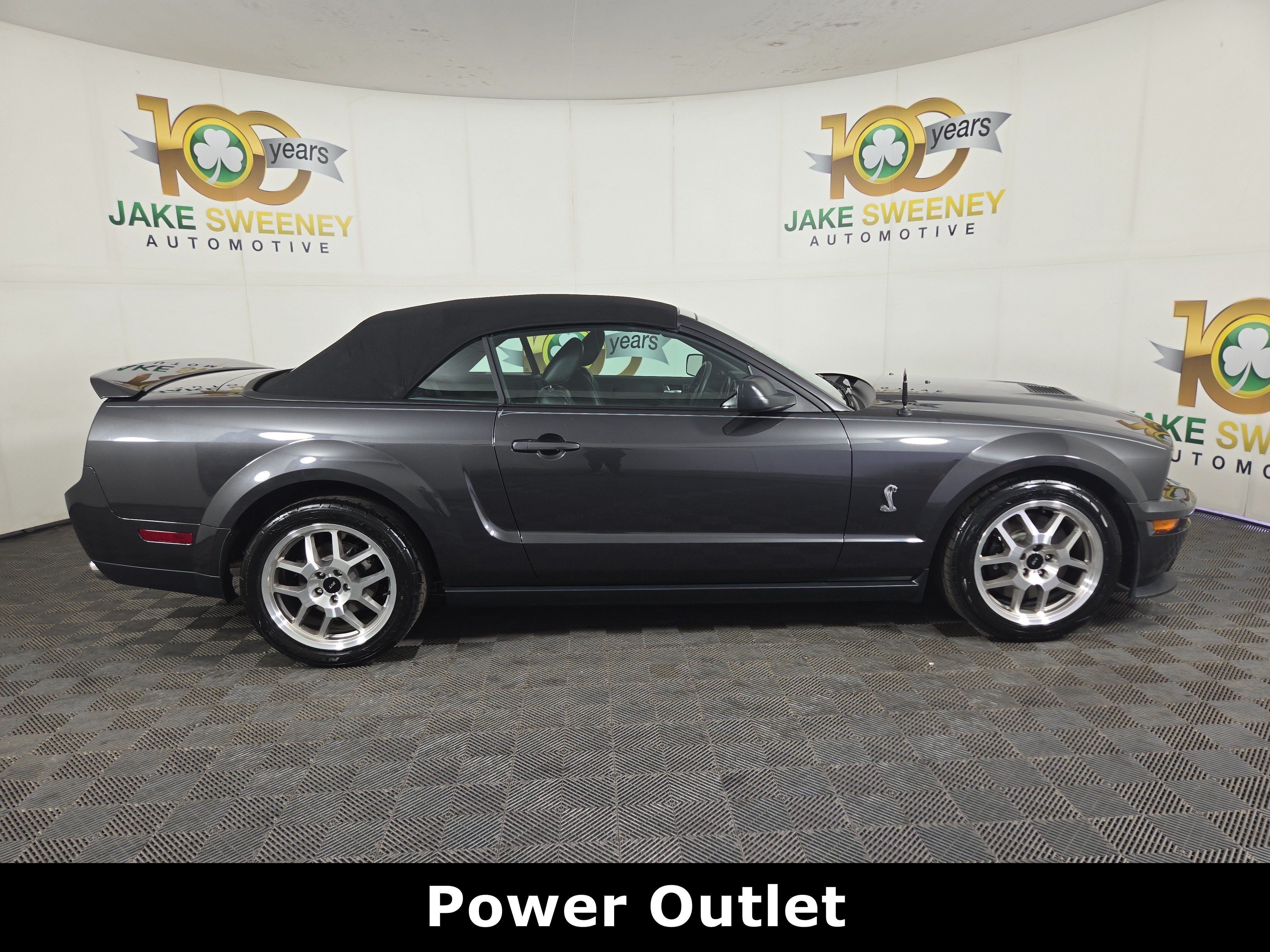 Used 2007 Ford Mustang Shelby GT500 RWD image 10