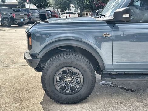 Used 2024 Ford Bronco Wildtrak AWD/4WD image 32