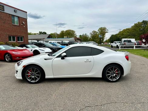 Used 2018 Subaru BRZ Limited w/ Performance Package RWD image 4