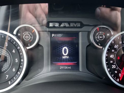 Used 2025 RAM 2500 Big Horn AWD/4WD image 15