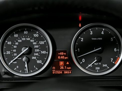 Used 2009 BMW 650i Coupe image 24