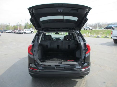 Used 2020 GMC Terrain SLT w/ Preferred Package image 7