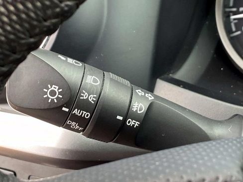 Used 2023 Toyota Tacoma SR5 AWD/4WD image 19