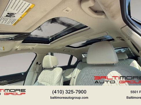 Used 2019 BMW 750i xDrive w/ Executive Package AWD/4WD image 12