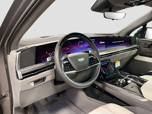 New 2026 Cadillac Escalade IQL Luxury AWD/4WD image 16
