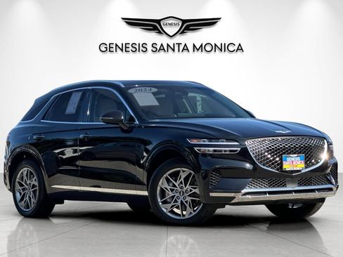 Used 2024 Genesis GV70 2.5T w/ Select Package AWD/4WD image 2