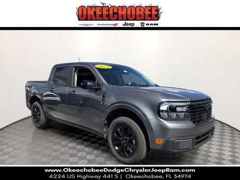 Used 2024 Ford Maverick Lariat w/ Black Appearance Package FWD image 1