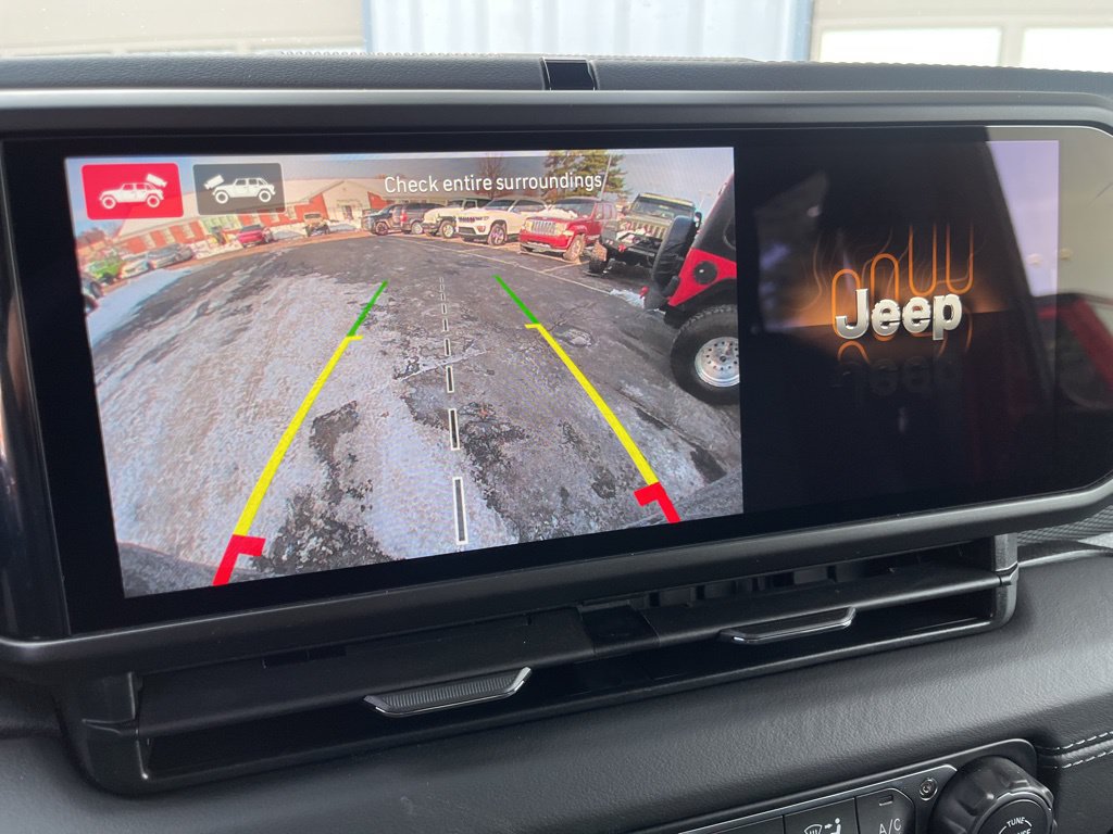 New 2026 Jeep Wrangler Unlimited Rubicon 392 w/ Quick Order Package 27X Moab AWD/4WD image 39