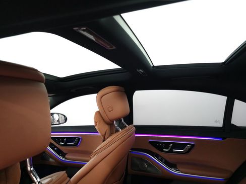 Used 2023 Mercedes-Benz S 500 4MATIC image 27
