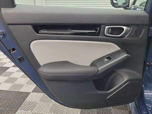 Certified 2025 Honda Civic Sport image 18