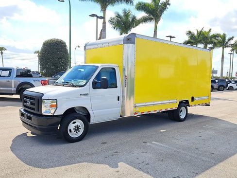 Used 2023 Ford E-350 and Econoline 350 Super Duty w/ Driver's Safety Package image 4