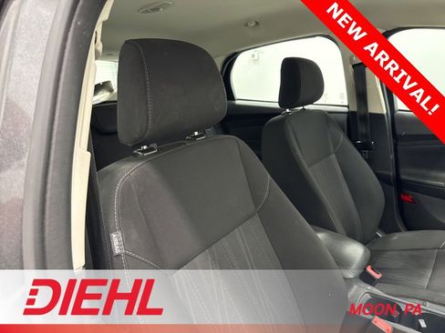 Used 2018 Ford Focus SE image 12