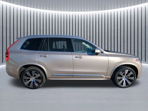 Used 2024 Volvo XC90 B6 Ultimate image 4