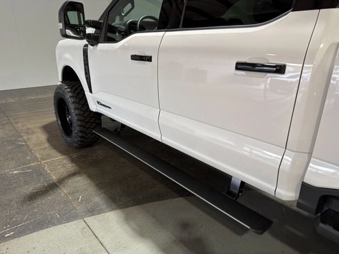 Used 2026 Ford F350 Platinum AWD/4WD image 10