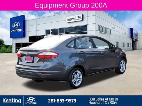 Used 2019 Ford Fiesta SE image 4