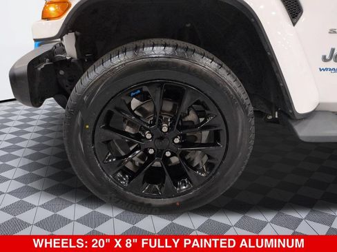 Used 2022 Jeep Wrangler Unlimited Sahara w/ Cold Weather Group AWD/4WD image 26