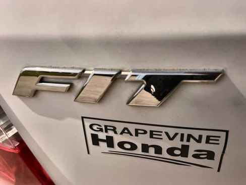 Used 2010 Honda Fit image 8