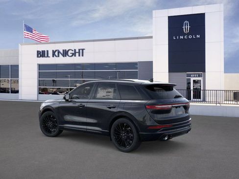 New 2026 Lincoln Corsair Premiere image 4