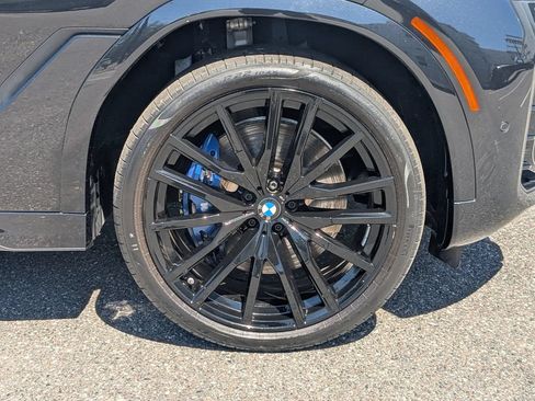 Used 2024 BMW X6 M60i w/ Parking Assistance Package AWD/4WD image 29