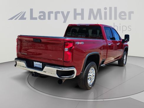 Used 2024 Chevrolet Silverado 2500 LTZ AWD/4WD image 5