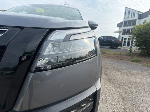 Used 2024 Nissan Pathfinder Rock Creek AWD/4WD image 11