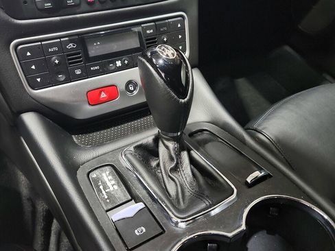 Used 2016 Maserati GranTurismo Sport RWD image 23