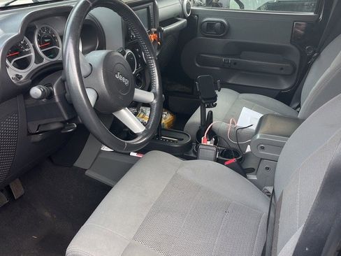 Used 2008 Jeep Wrangler Unlimited Sahara w/ Dual Top Group image 2