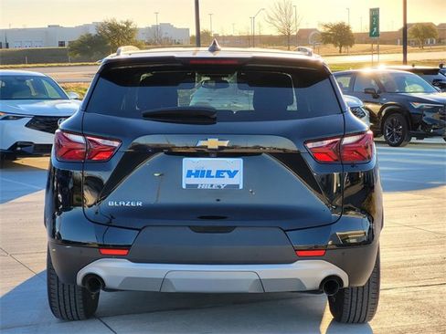 Used 2021 Chevrolet Blazer LT image 4