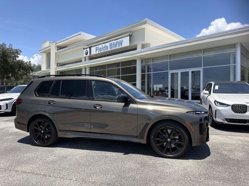Used 2025 BMW X7 M60i w/ Executive Package AWD/4WD image 34